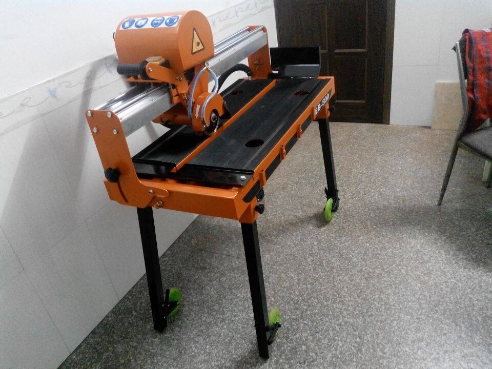 瓷砖现场切割有没有问题(瓷砖现场切割有没有问题呀) 瓷砖现场切割有没有问题(瓷砖现场切割有没有问题呀)