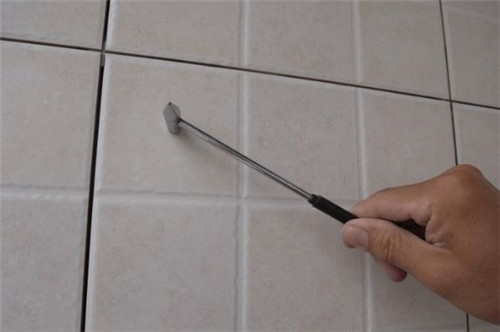 墙砖空鼓最简单的修补方法视频讲解图(墙砖空鼓最简单的修补方法视频讲解图片)